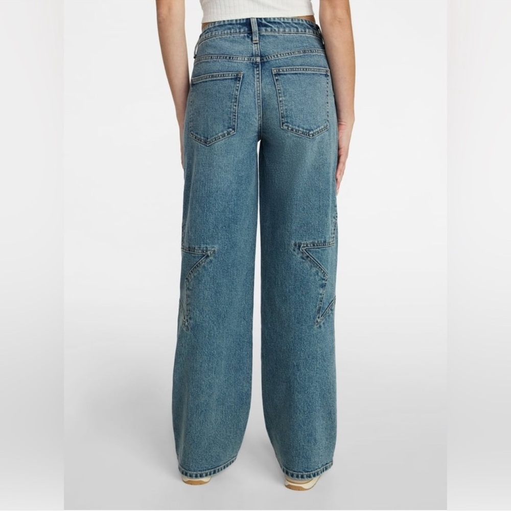 No Boundaries Mid Rise Wide Leg Star Jean - Picture 3 of 9